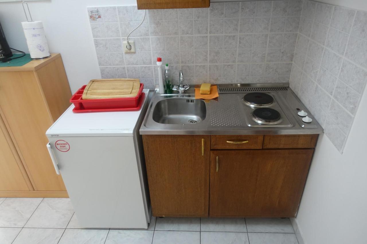 Apartments Galeb Ртина Екстер'єр фото