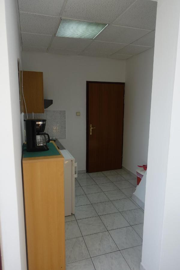 Apartments Galeb Ртина Екстер'єр фото