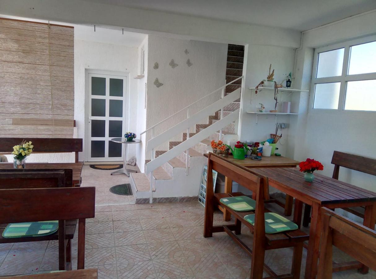 Apartments Galeb Ртина Екстер'єр фото