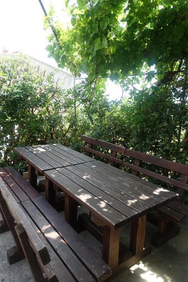 Apartments Galeb Ртина Екстер'єр фото